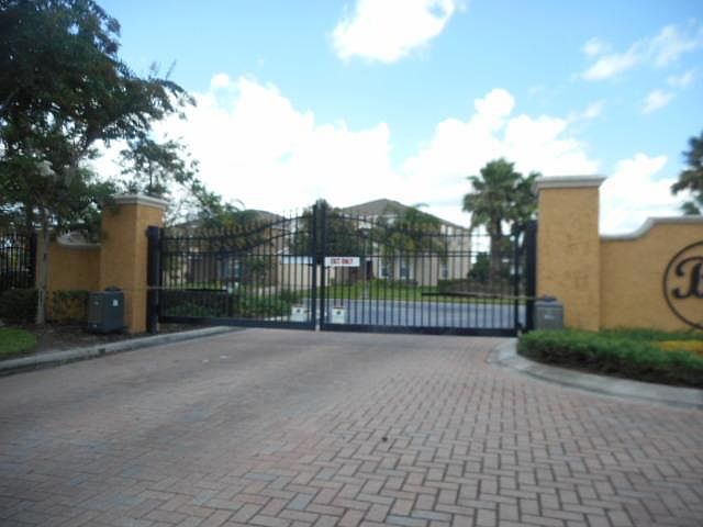 1st image of 15516 Montesino Dr
