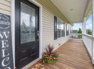 1434 Saint Paul Rd, Charlotte, TN 37036