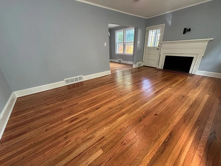 2613 Kiawah Ave — Photo 2