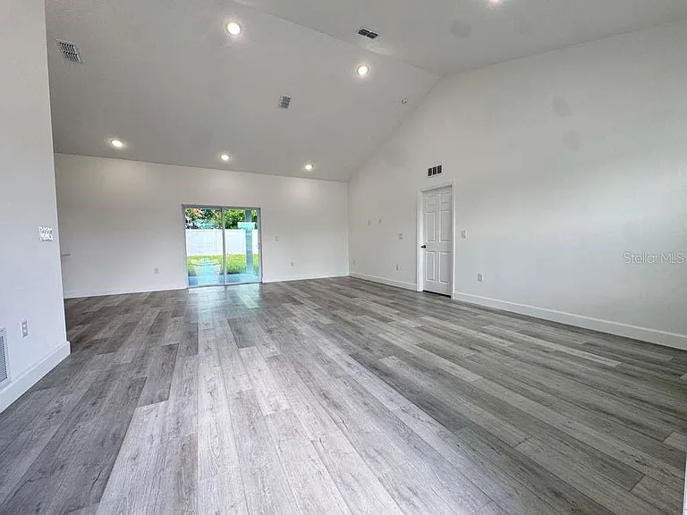 13376 SW 49th Ave — Photo 11