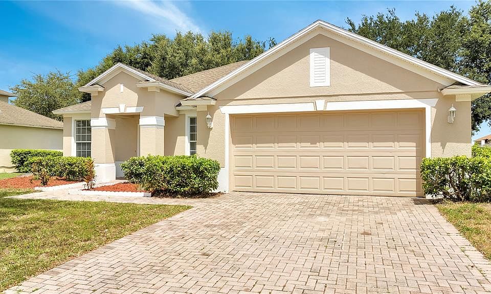1st image of 608 Cimarosa Ct