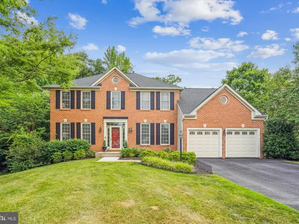 10003 Lawrence Pond Ct, Laurel, MD 20708