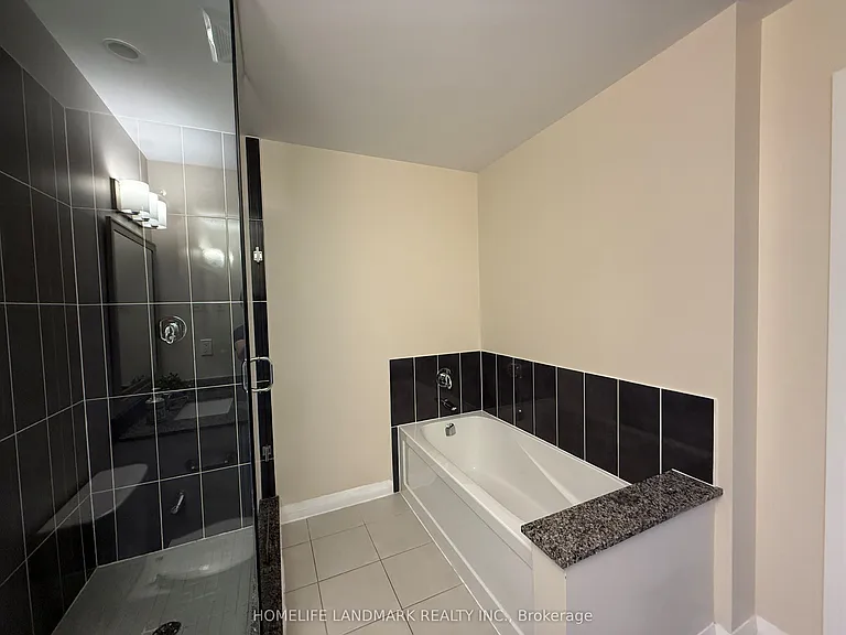 55 Eglinton Ave W #109 — Photo 32