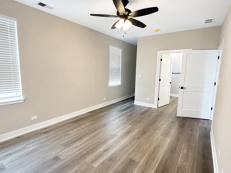Huntley Crossing — Photo 35