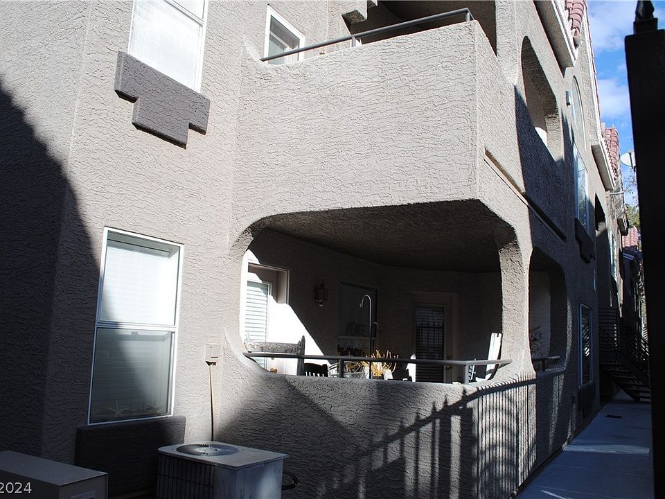 1st image of 701 Capri Dr Unit 13B