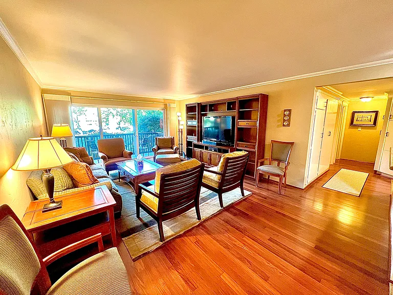 2727 Miradero Dr #109 — Photo 8