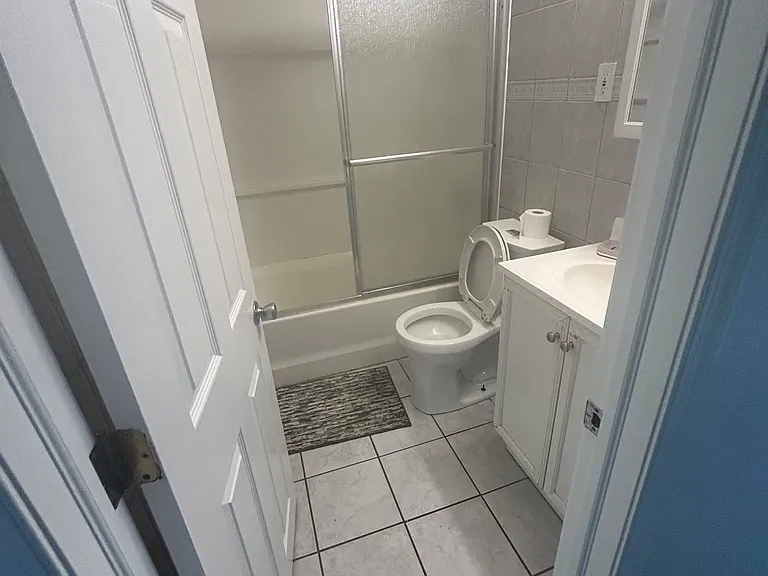 531 Foster St #2 — Photo 7