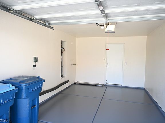 4th image of 3907 Starfield Ln