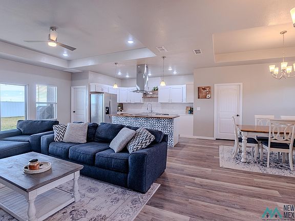 4th image of 3613 Woodlark Rd