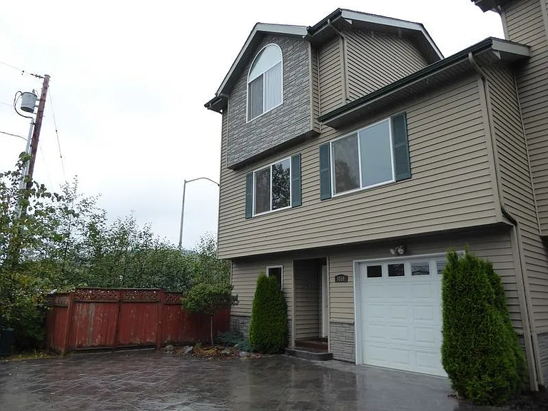 9558 Glacier Hwy — Photo 1