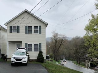 3 Weaver Town, Morgantown, WV 26501