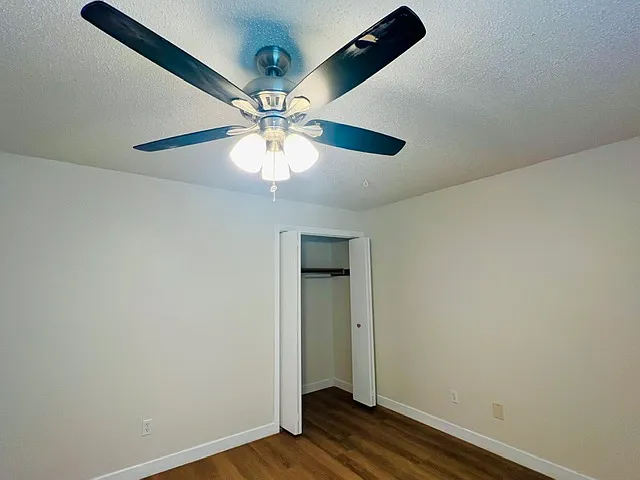 7520 Banner Ct — Photo 11