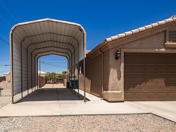 2nd image of 2931 Yuma Dr