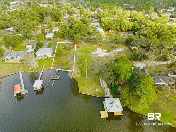 9281 Brighton Ave, Elberta, AL 36530