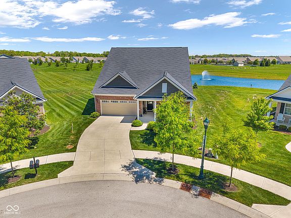 2nd image of 4768 Petunia Dr