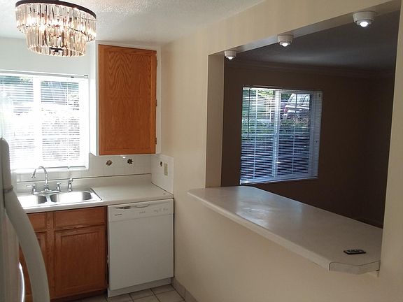 Kitchen Bar Counter comes with bar stools