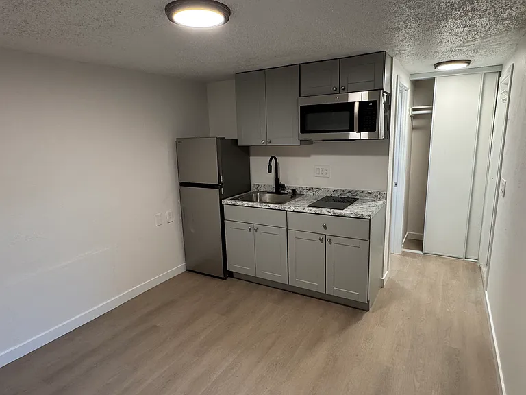 904-912 Chestnut St #904B — Photo 4