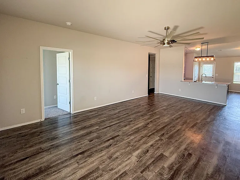 528 Fox Burrow Ln — Photo 8