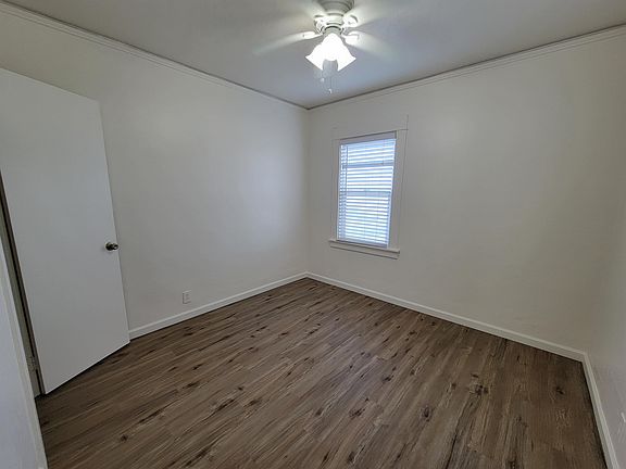 5th image of 31 E 6th St