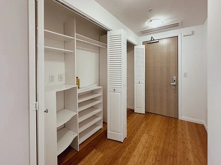 555 Front St #602 — Photo 15