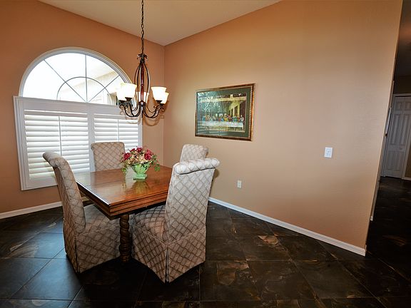 4th image of 4231 Coconut Dr