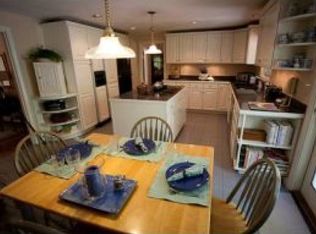 101 Mooar Hill Rd, Hollis, NH 03049