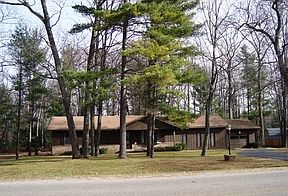1st image of 7108 Lakewood Dr