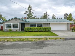 1880 NE 10th Ave, Oak Harbor, WA