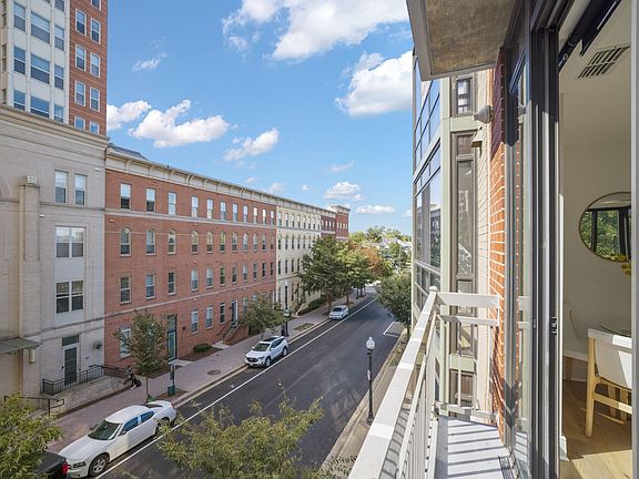 5th image of 1200 N Hartford St APT 312
