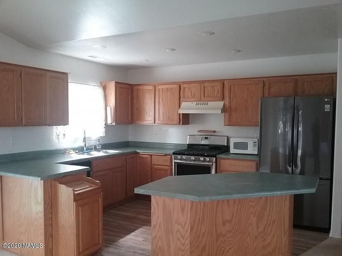 2nd image of 2457 W Lois Ln