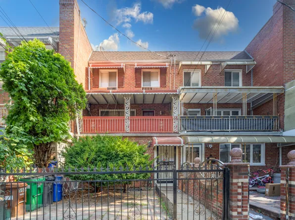 565 East 81st Street image 1 of 22