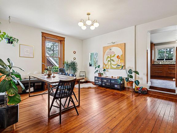 5th image of 726 N Fort Thomas Ave