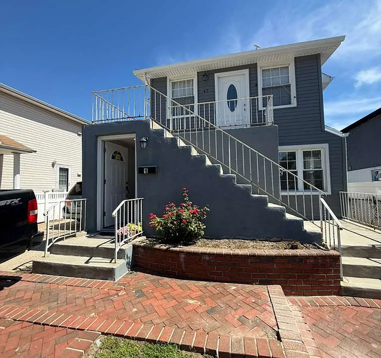 47 Newport Rd #1
