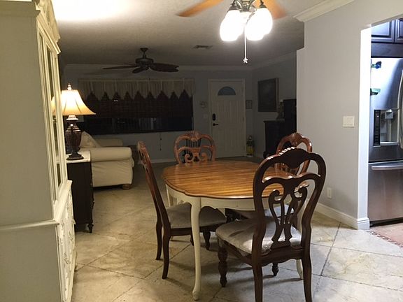 2nd image of 3373 Plaza Pl