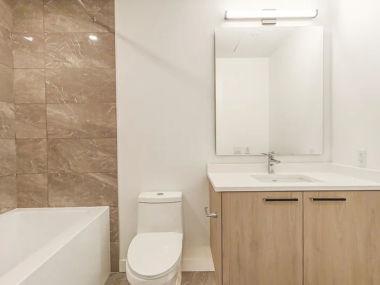 6859 Cambie St #307 — Photo 9