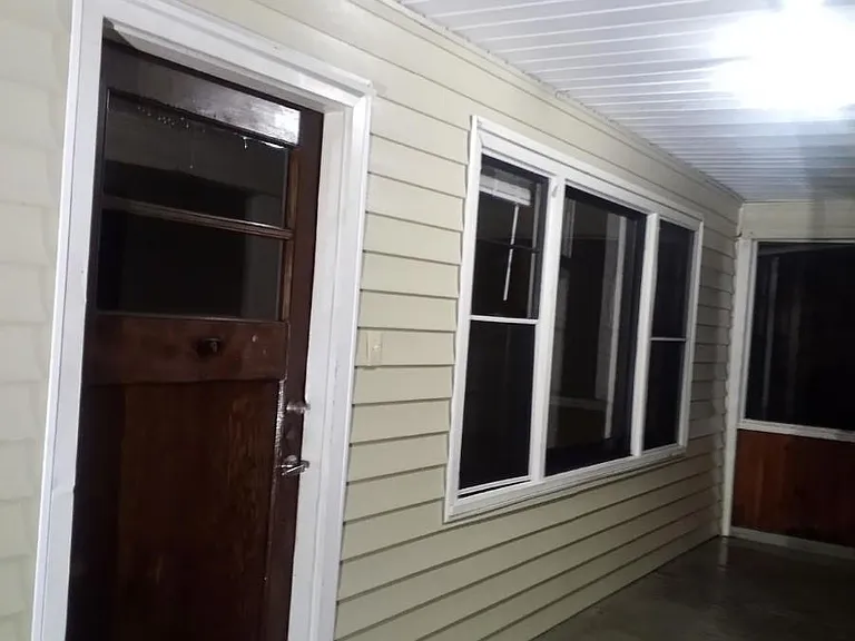 10658 Iowa Ave — Photo 5