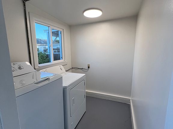 3rd image of 1019 Clark Ave #1019