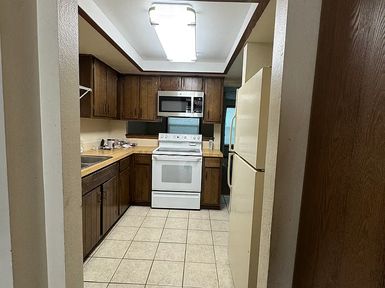 1024 Davidson Dr #B — Photo 3