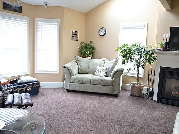 5th image of 1849 Penthley Ave
