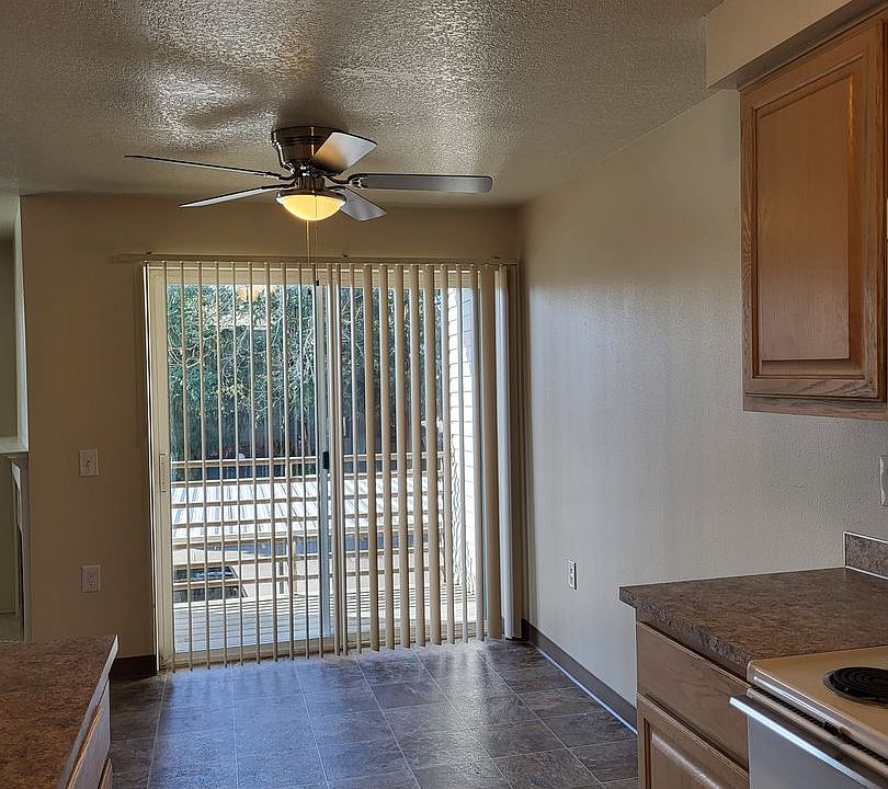 226CHANCELLOR APARTMENTS 821 Cottage St NE Salem OR Zillow