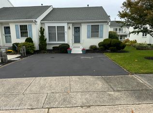 323 Arbegast Dr, Brigantine, NJ 08203