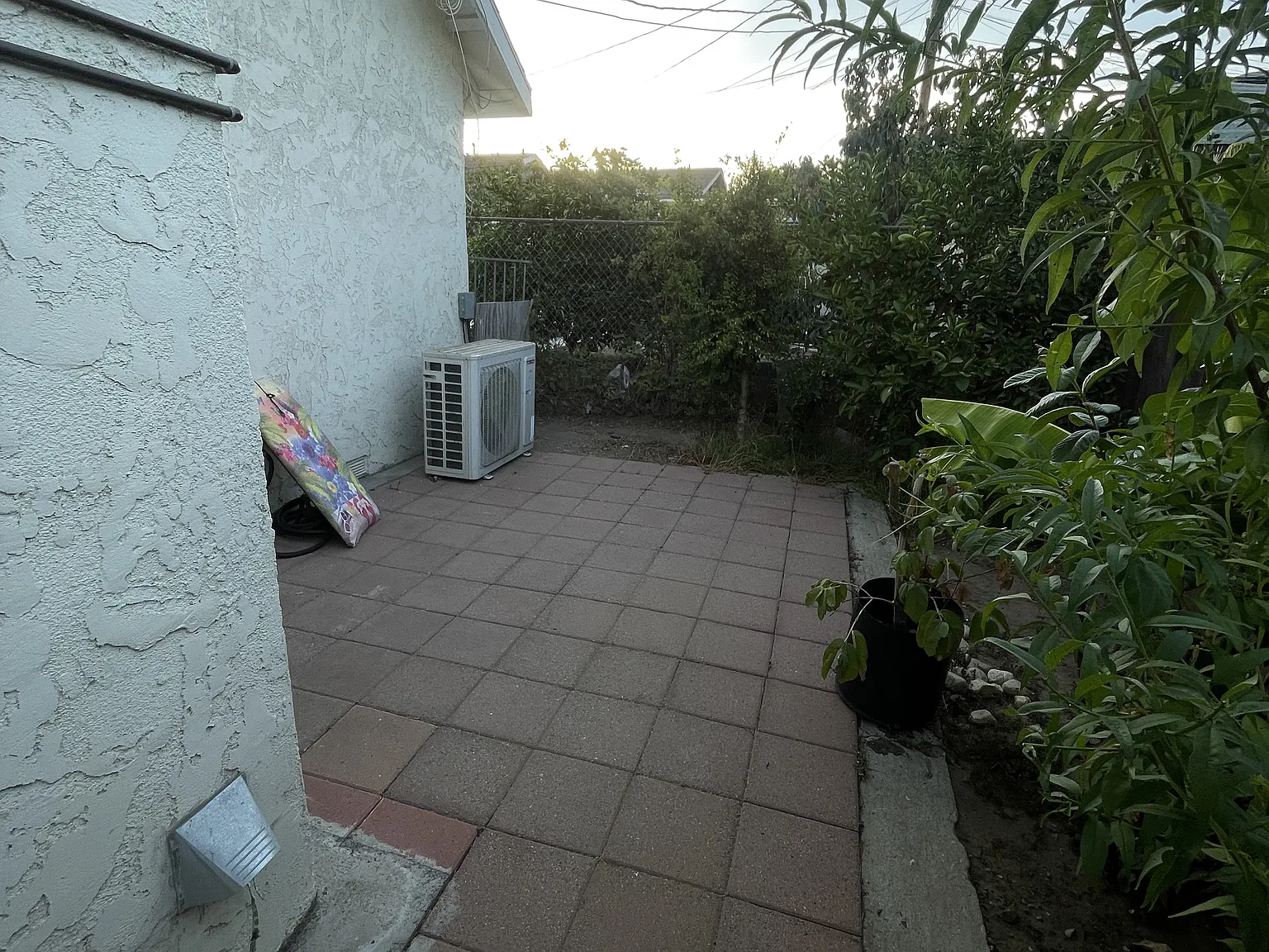 2 bed, $2,400 — Photo 2
