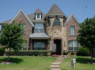 1437 Branch Hollow Dr E, Carrollton, TX 75007