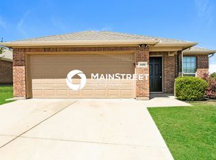 8100 Raleigh Dr, Fort Worth, TX 76123