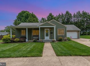 1293 Kingsley Rd, Camp Hill, PA 17011