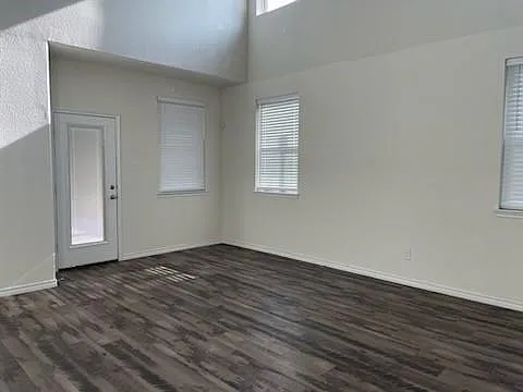 2416 Evening Stone Dr — Photo 9
