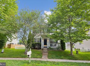 8830 Brown Thrasher Ct, Gainesville, VA 20155
