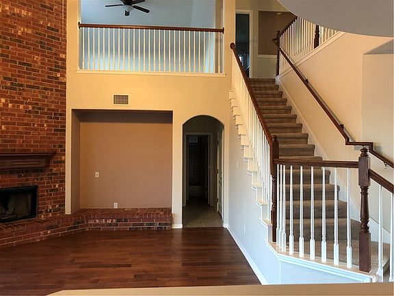 3rd image of 3011 Cashell Wood Dr