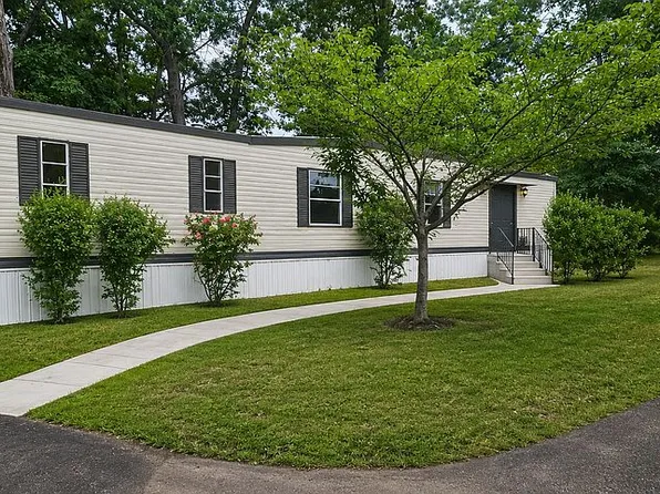 2300 Massachusetts Ave Trailer 6, Toms River, NJ 08755