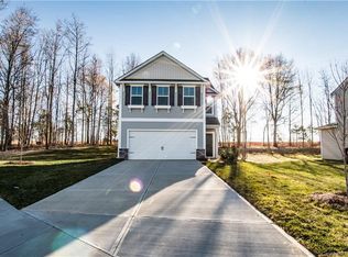 1721 Ameria Dr, Charlotte, NC 28215